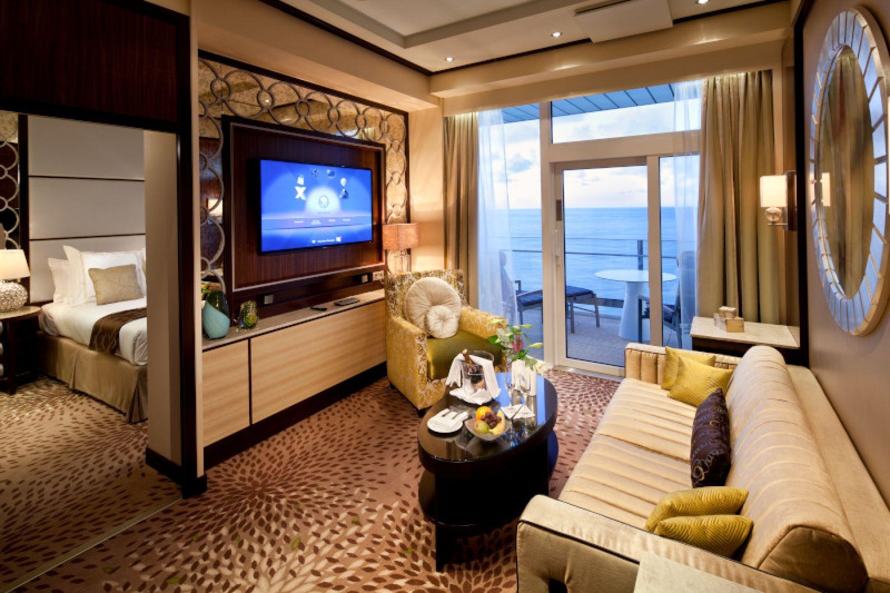 Сьют Signature Suite