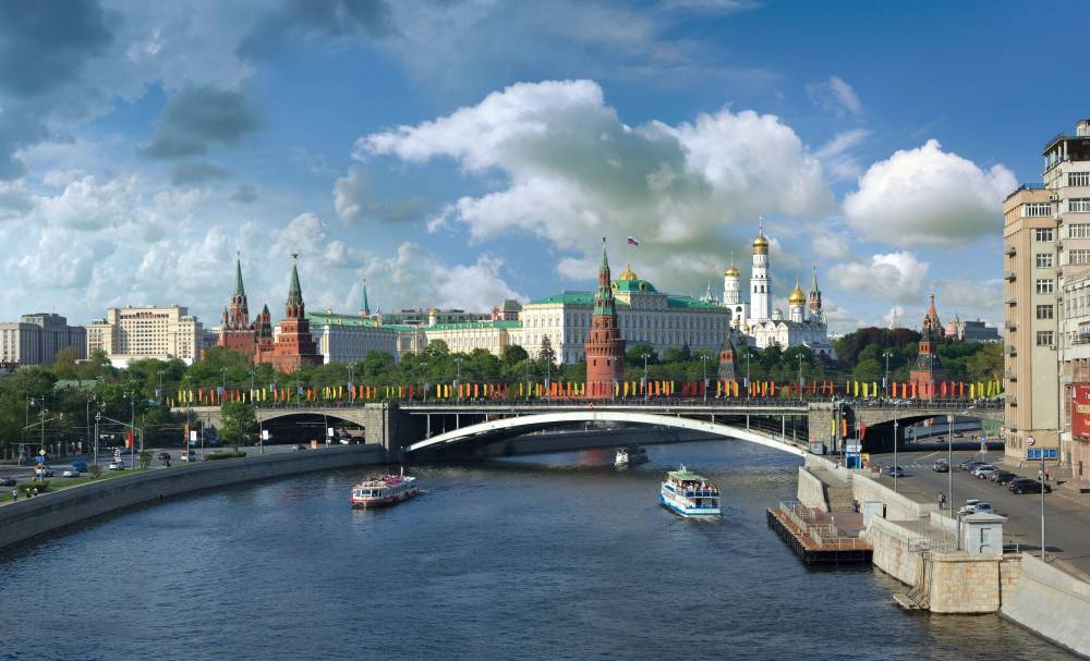Круизы южного речного вокзала в Москве