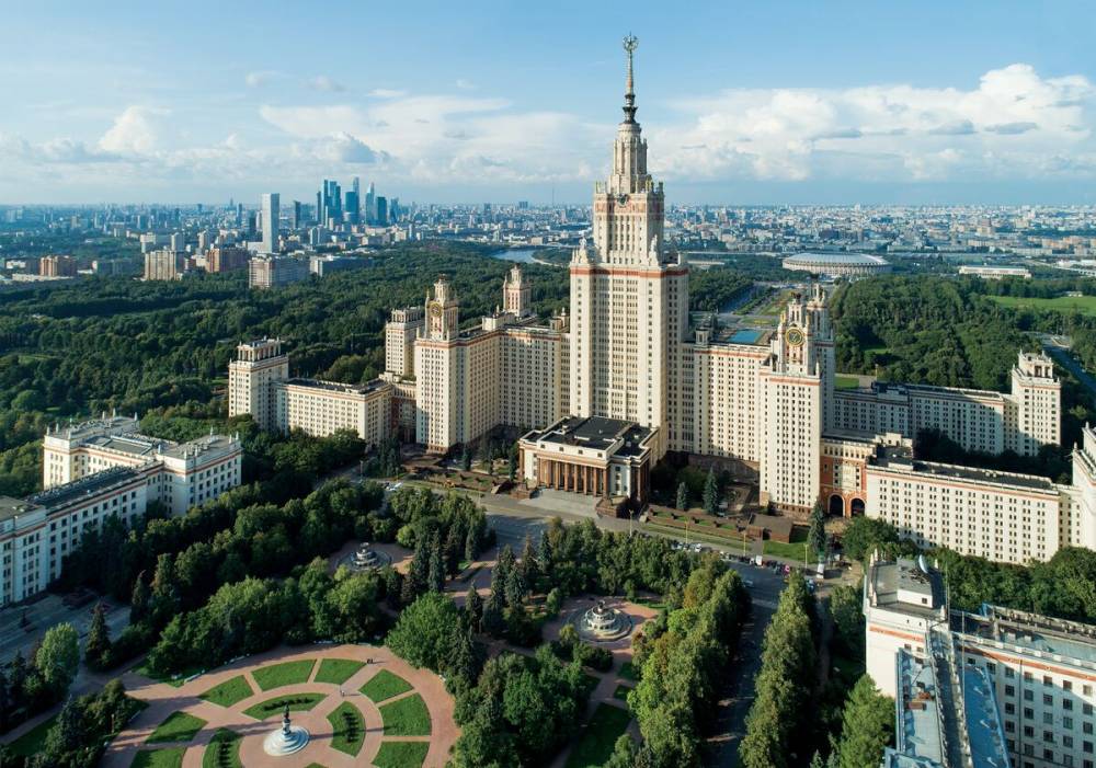 Круизы южного речного вокзала в Москве