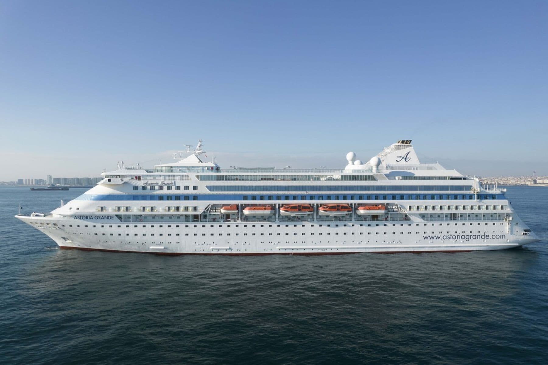 Astoria Grande Cruises